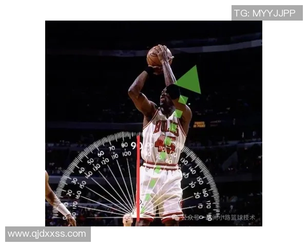 足球球星背身拿球展现技术与智慧的精彩瞬间